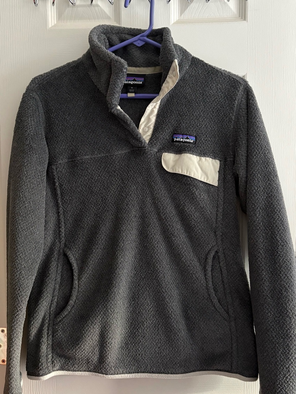 Patagonia Women's Charcoal Gray Turtleneck Fleece Sweater
